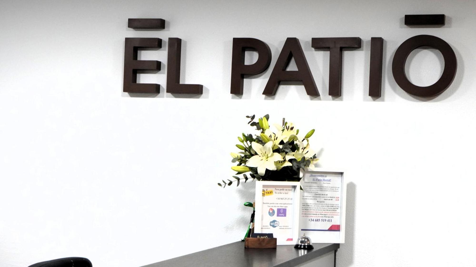 El Patio Hostal 阿利坎特 外观 照片